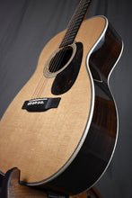 Load image into Gallery viewer, Martin 00-28 Modern Deluxe