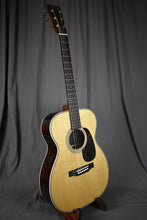 Load image into Gallery viewer, 2025 Martin 00-28 Modern Deluxe