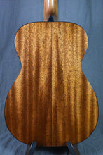 Load image into Gallery viewer, Martin 00DB Jeff Tweedy