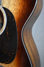 Load image into Gallery viewer, Martin 00DB Jeff Tweedy