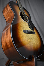 Load image into Gallery viewer, Martin 00DB Jeff Tweedy