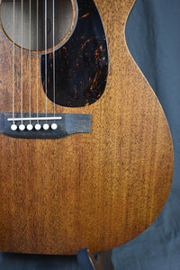 Martin 000-17