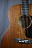 Martin 000-17