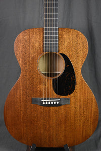 Martin 000-17