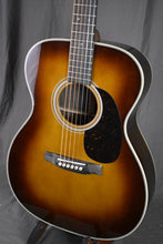 Load image into Gallery viewer, Martin 000-28 Ambertone