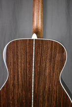 Load image into Gallery viewer, Martin 000-28 Ambertone