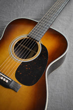 Load image into Gallery viewer, Martin 000-28 Ambertone