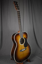 Load image into Gallery viewer, Martin 000-28 Ambertone