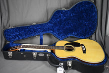 Load image into Gallery viewer, Martin 000-EC 30th Anniversary Eric Clapton Signature