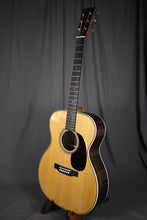 Load image into Gallery viewer, Martin 000-EC 30th Anniversary Eric Clapton Signature
