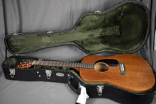 Load image into Gallery viewer, Martin D-17
