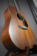 Load image into Gallery viewer, Martin D-17