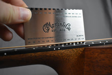 Load image into Gallery viewer, Martin D-17