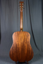 Load image into Gallery viewer, Martin D-17