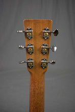 Load image into Gallery viewer, Martin D-17