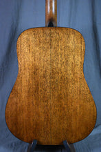 Load image into Gallery viewer, Martin D-18