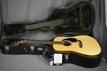 Load image into Gallery viewer, Martin D-18