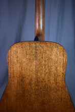 Load image into Gallery viewer, Martin D-18