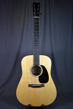 Load image into Gallery viewer, Martin D-18