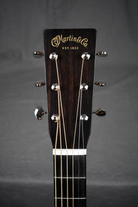 Martin D-18
