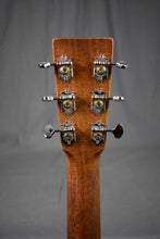 Load image into Gallery viewer, Martin D-18