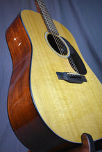 Load image into Gallery viewer, Martin DE Retro Plus Mahogany