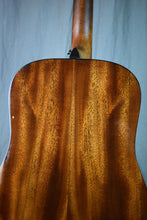 Load image into Gallery viewer, Martin DE Retro Plus Mahogany