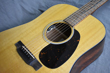 Load image into Gallery viewer, Martin DE Retro Plus Mahogany