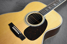 Load image into Gallery viewer, Martin J-40