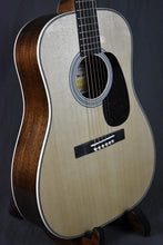 Load image into Gallery viewer, Martin O&#39;ahu HG-28