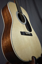 Load image into Gallery viewer, Martin O&#39;ahu HG-28