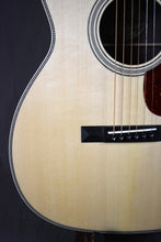 Load image into Gallery viewer, Collings 0002H G w/ 1-3/4" Nut Width
