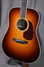 Load image into Gallery viewer, Collings D2H Sunburst Baked Sitka w/ 42-Style Snowflakes
