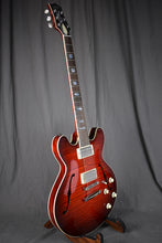 Load image into Gallery viewer, Collings I-35 Deluxe Scarlet Sunburst