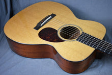 Load image into Gallery viewer, Collings OM1 T