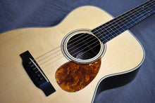Load image into Gallery viewer, Collings OM2 A Hill Country