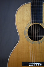 Load image into Gallery viewer, Collings Parlor 2H T Baked Sitka