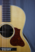Load image into Gallery viewer, Iris RCM-000 Sinker Salmon Sitka / Cocobolo