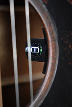 Load image into Gallery viewer, Martin 0-10E Retro Jason Isbell