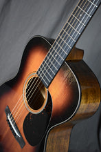 Load image into Gallery viewer, Martin 00-18 Joe Bonamassa
