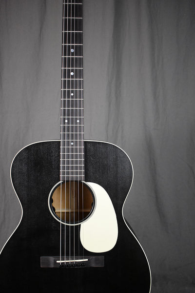 Martin 000-17E Black Smoke