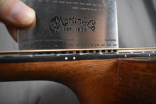 Load image into Gallery viewer, Martin D-17