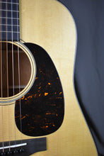 Load image into Gallery viewer, Martin D-18 Satin