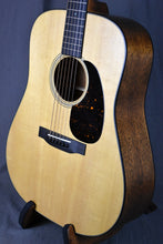 Load image into Gallery viewer, Martin D-18 Satin