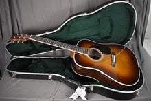 Load image into Gallery viewer, Martin D-35 Ambertone