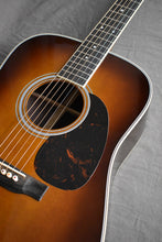Load image into Gallery viewer, Martin D-35 Ambertone
