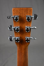 Load image into Gallery viewer, Martin D-35 Ambertone