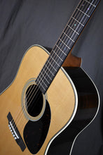 Load image into Gallery viewer, Martin HD-28