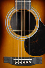Load image into Gallery viewer, Martin OM-28 Sunburst