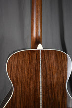 Load image into Gallery viewer, Martin OM-28 Sunburst